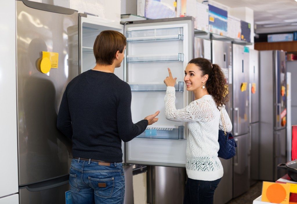 refrigerator shopping